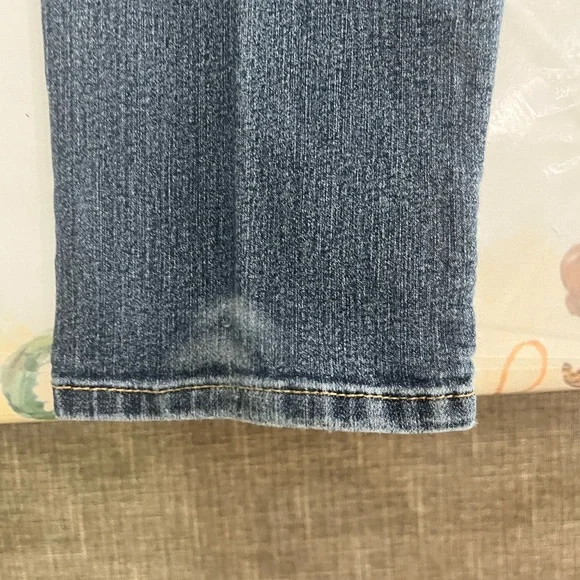 Levi's Dark Blue Skinny Jeans - Picture 6 of 11